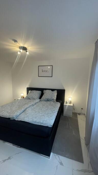 Apartment Gemuetlichkeit Am Rhein Koeln Bonn Messe Wesseling